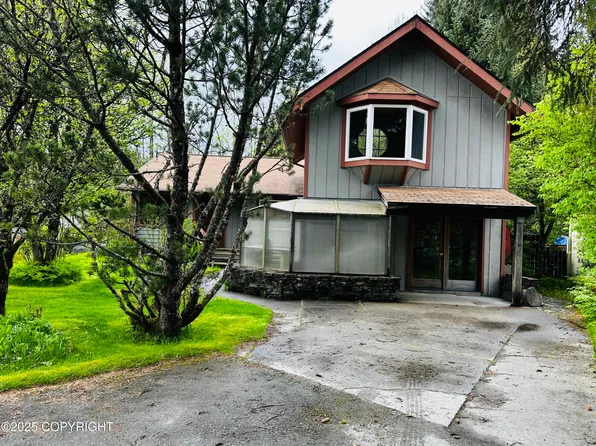 9238 Emily Way, Juneau, AK 99801