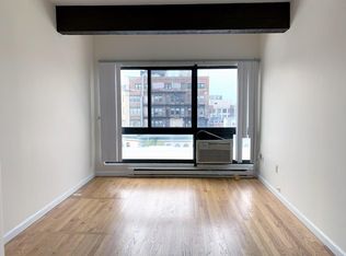12 Stoneholm St APT 613, Boston, MA 02115