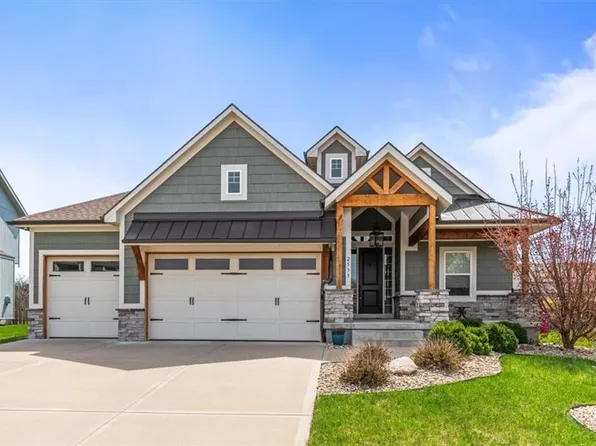 2533 SW Old Port Rd, Lees Summit, MO 64082