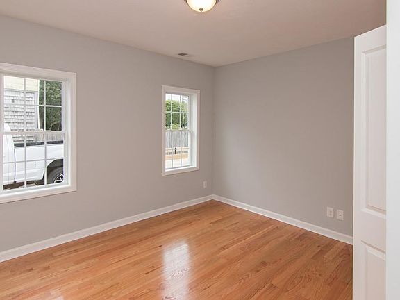 5th image of 1002 S Franklin St #1
