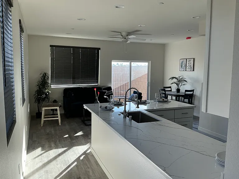 33040 Rancho Vista Dr #200 — Photo 7