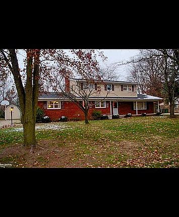 2nd image of 6833 Guildford Dr
