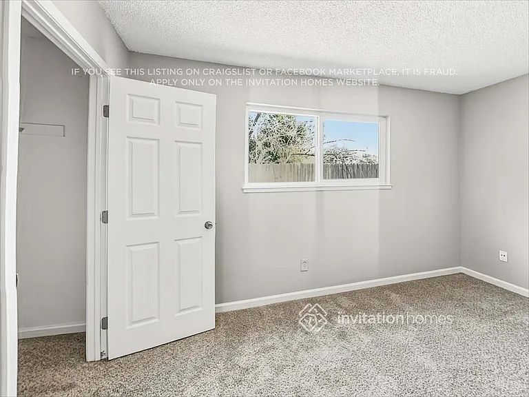 1658 Ashwood Dr — Photo 12