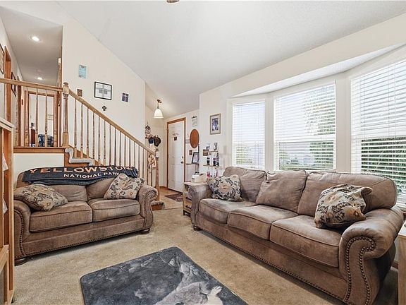 3rd image of 32644 W 171st Ct