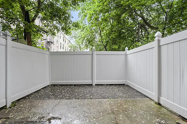 Rented by Ivey North LLC | media 20