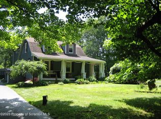 48 A M Hughes Blvd, Gouldsboro, PA 18424