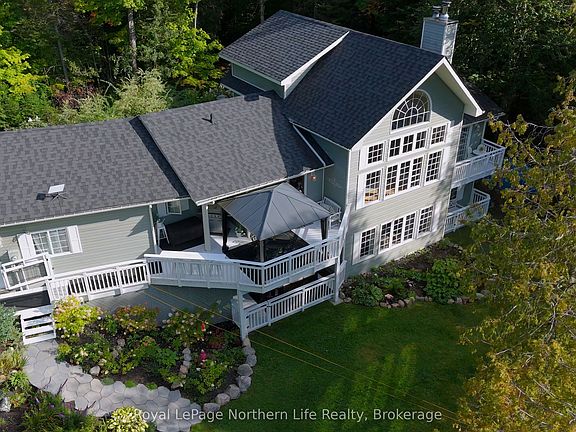 4th image of 146 Niagara Rd