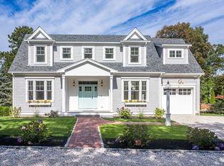 17 Crest Cir, West Yarmouth, MA 02673