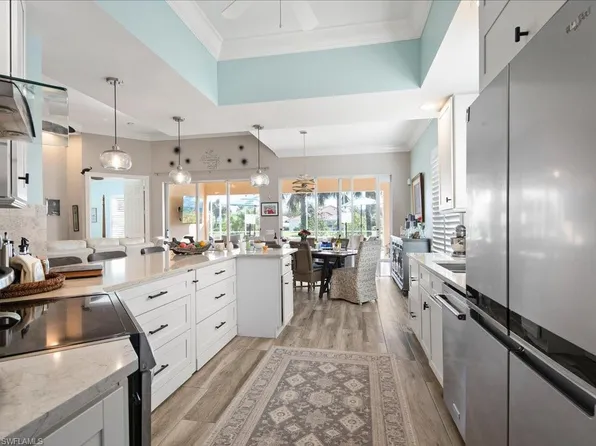 7654 Hernando CT, NAPLES, FL 34114