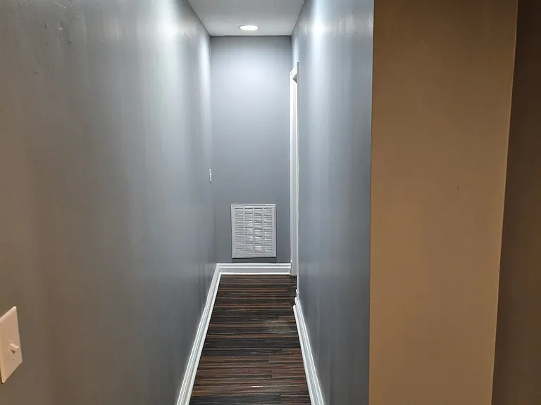 108 Bon Air St #B — Photo 5