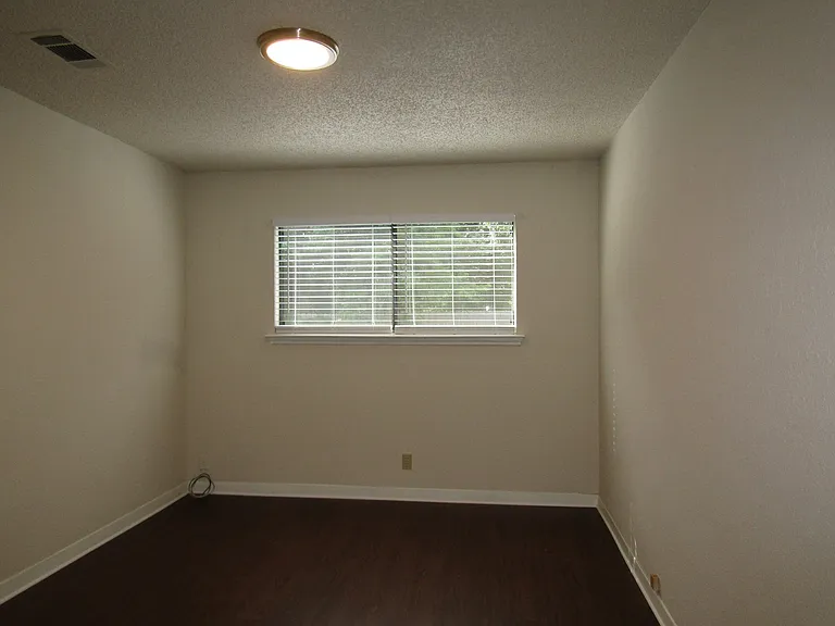 8325 Fathom Cir — Photo 23
