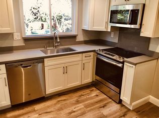 98 Gilrix Dr, Martinez, CA 94553