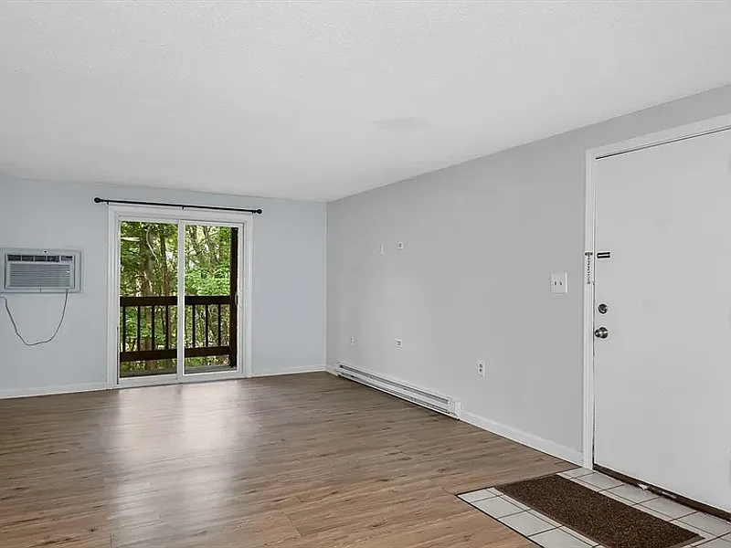 2 bed, 1.0 bath, 980 sqft, $1,770 — Photo 4