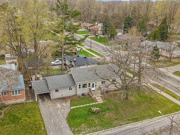 2nd image of 282 Norene St