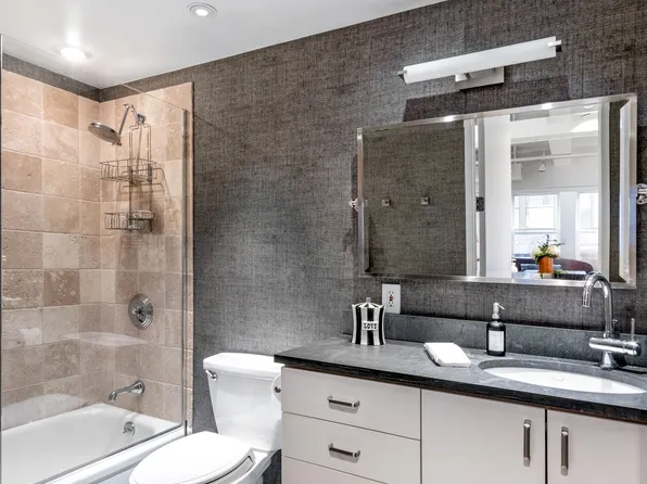 241 West 36th Street image 7 of 7