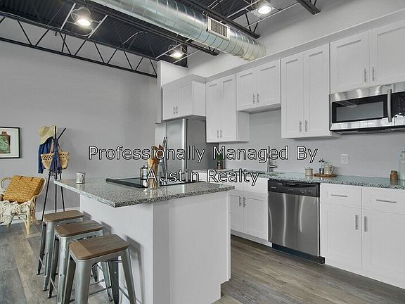 5th image of 4650 Hampton Ave #6
