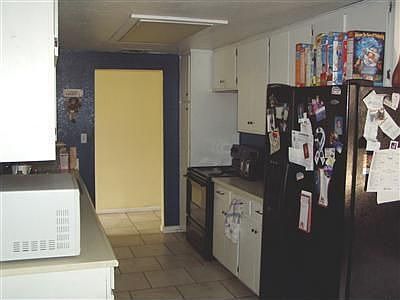 5th image of 8211 Mariposa Ave