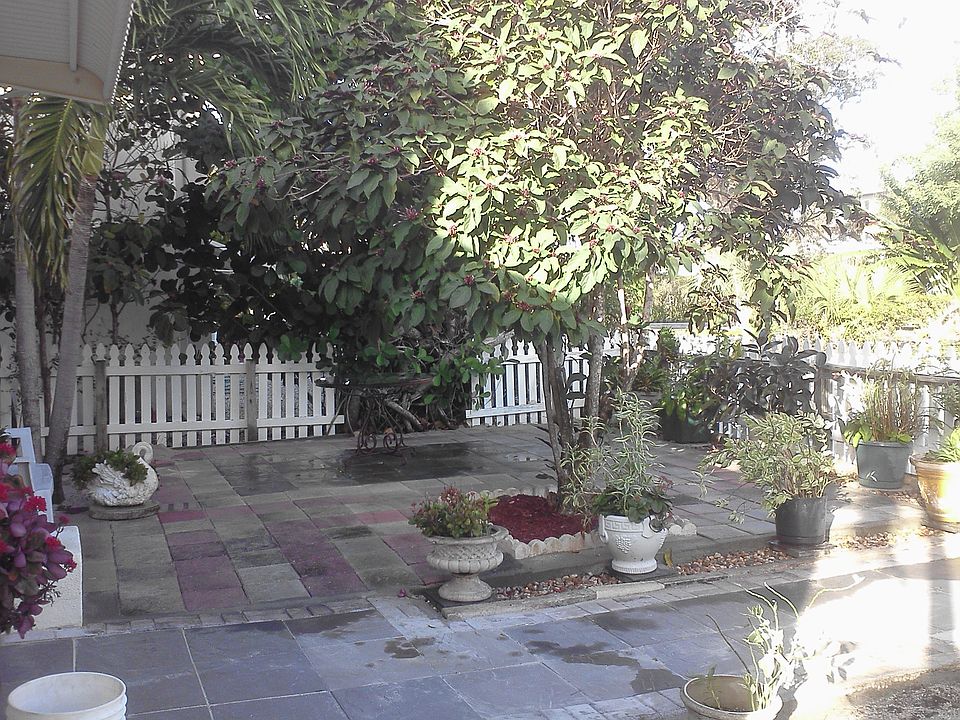 Courtyard Front