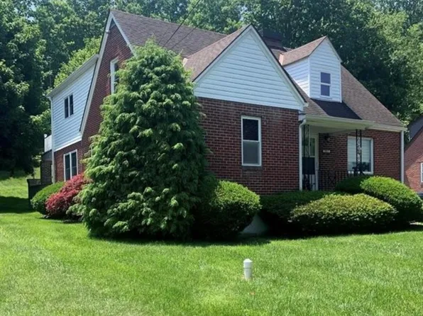 2812 Grandview St, Bluefield, WV 24701