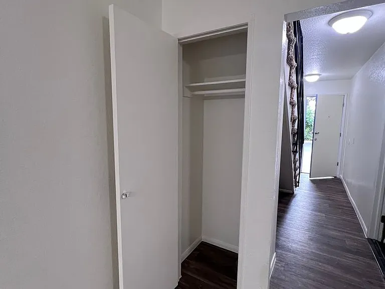 214 W 13th Ave — Photo 9
