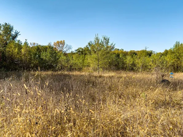 8052 Buck Ridge Rd, Janesville, IA 50647