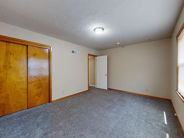 1208 Truman St — Photo 13