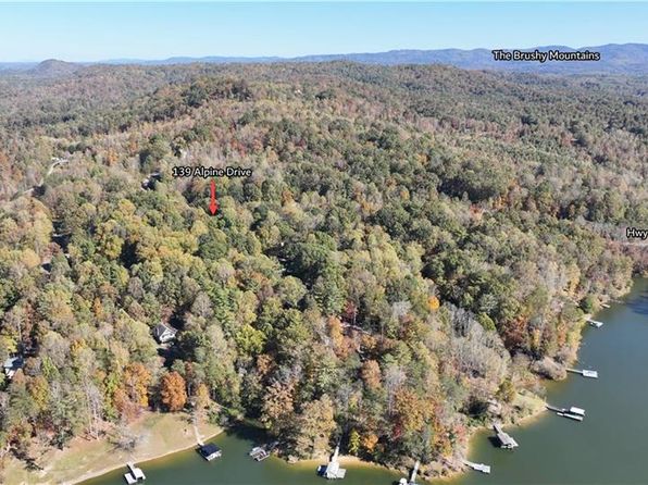 139 Alpine Dr, Wilkesboro, NC 28697