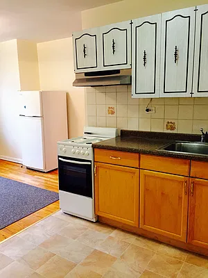 Rented by Bell Realty | media 8