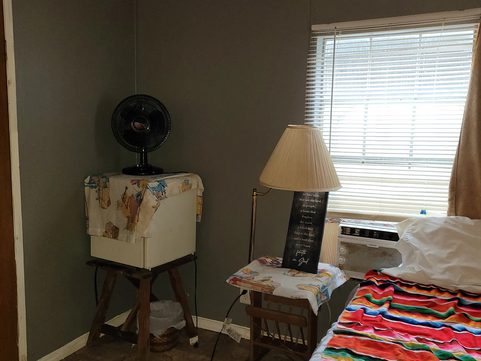 1 bed, 300 sqft, $700 — Photo 2