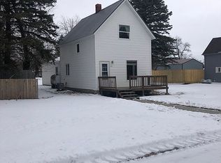 415 Garrison Ave, Larimore, ND 58251