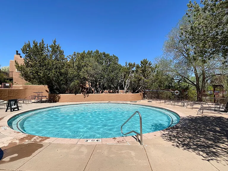 2600 W Zia Rd #F14 — Photo 10