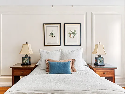 Sold by Compass | media 16