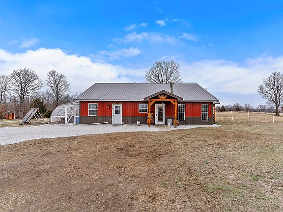 2nd image of 277 Plad Road