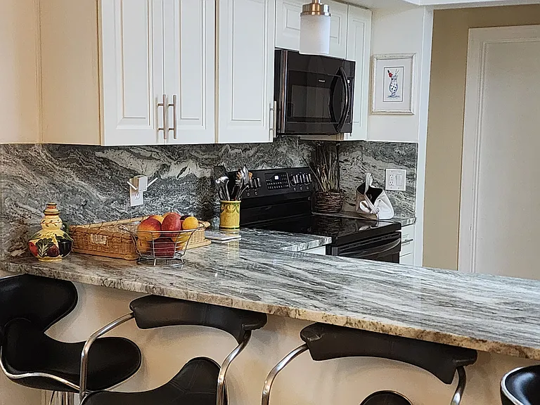 920 NW 49th Ave — Photo 7