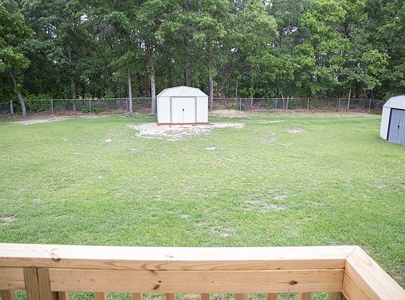 3rd image of 105 Brady Pl