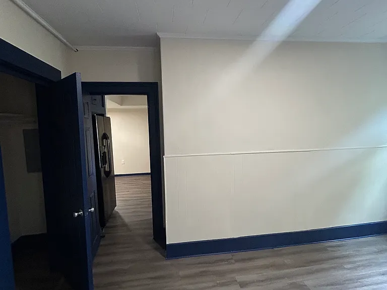 55 Green St #2 — Photo 8