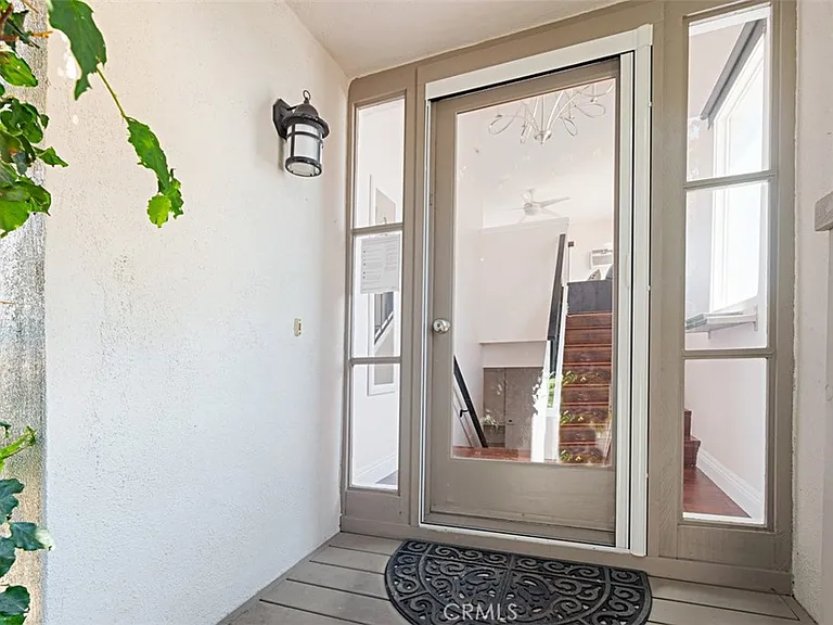 712 Calle Divino — Photo 8