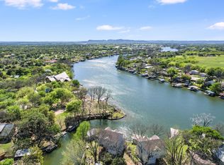 1332 S Lakeside Dr, Burnet, TX 78611