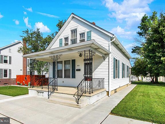 3rd image of 611 South St