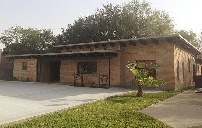 2nd image of 501 Lindberg Ave