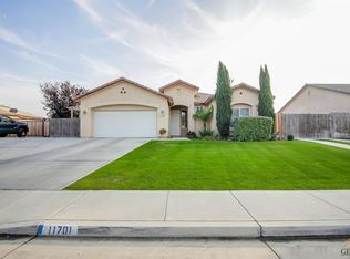 11701 Jimrik Ave, Bakersfield, CA