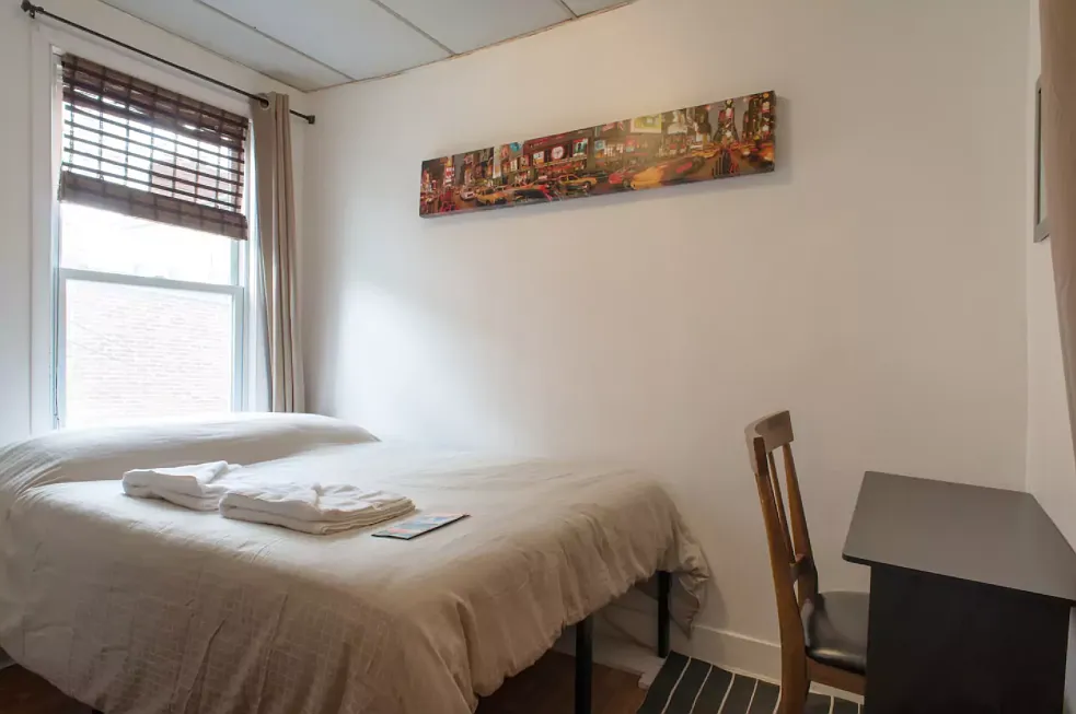 3 bed, 1000 sqft, $3,150 — Photo 3
