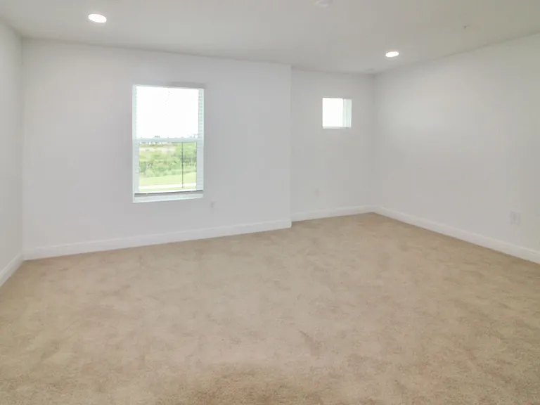 17978 Broadleaf Loop — Photo 13