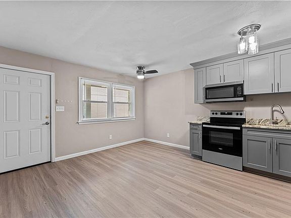4th image of 1416 E Ocean View Ave #5