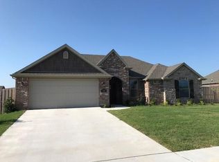 220 Genoa Way, Centerton, AR 72719