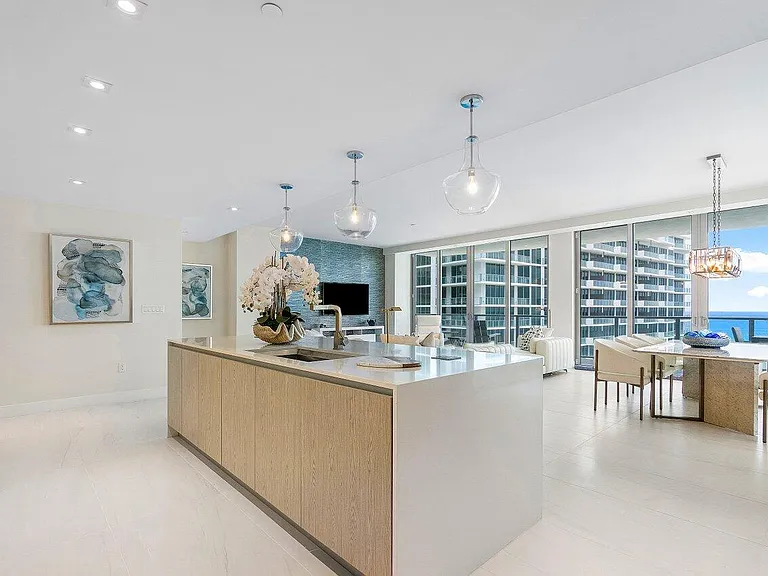 3100 N Ocean Dr #1505 — Photo 1