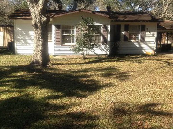 342 Bluebonnet Dr, Jones Creek, TX 77541
