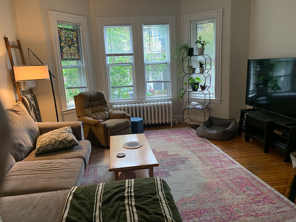 1st image of 107 Hammond St #1