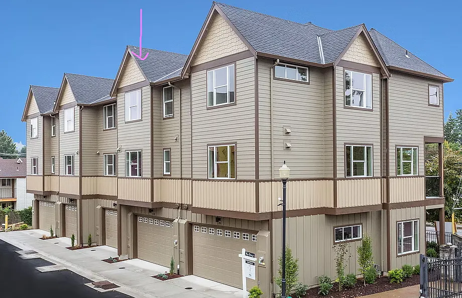 Second unit in. (Note pink arrow.)