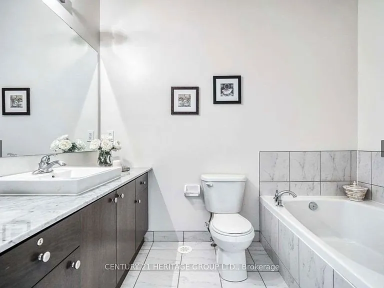 21 Coneflower Cres #7 — Photo 16